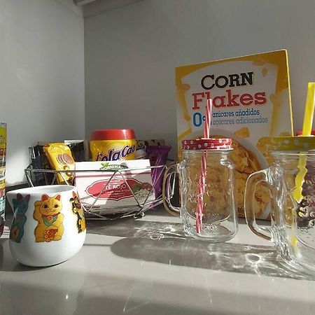 Luminoso Apartamento En El Centro, Con Mucho Arte Siviglia Esterno foto