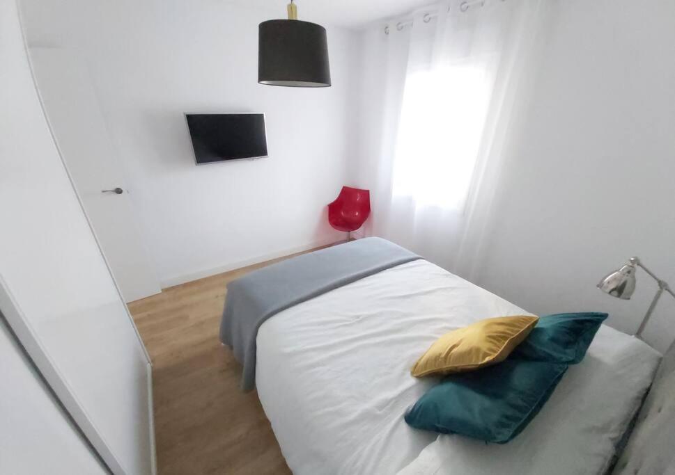 Luminoso Apartamento En El Centro, Con Mucho Arte Siviglia Esterno foto
